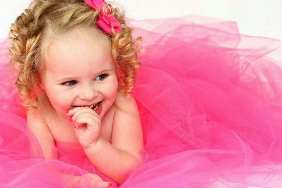 Lovely Cute Baby In Pink Color - Pink Color Cute Baby - HD Wallpaper 