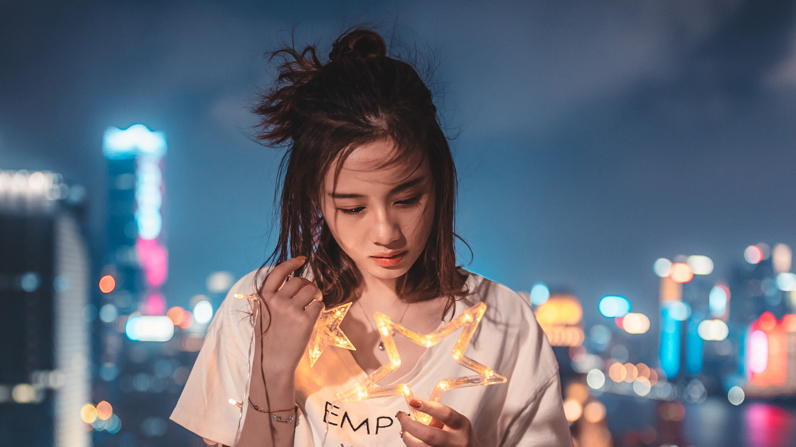 Top Girl Wallpaper - HD Wallpaper 