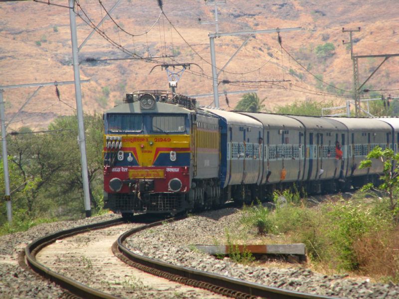 Indian Railways - HD Wallpaper 