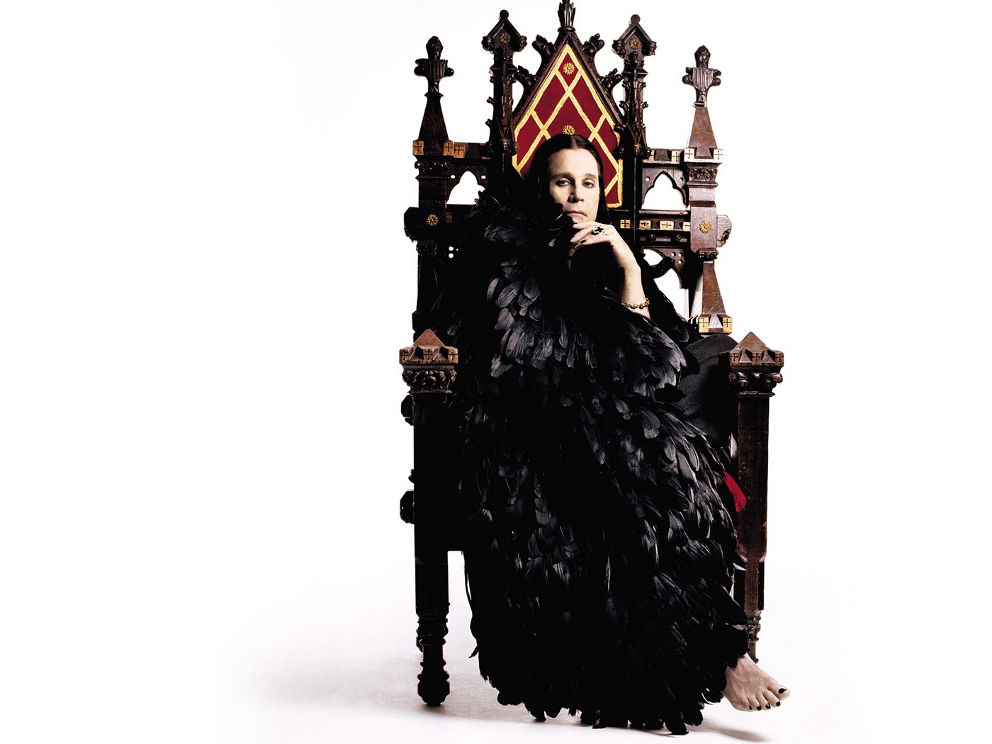 Wallpaper Ozzy Osbourne, Image, Throne, Feathers, Foot - Ozzy Osbourne Australian Tour - HD Wallpaper 