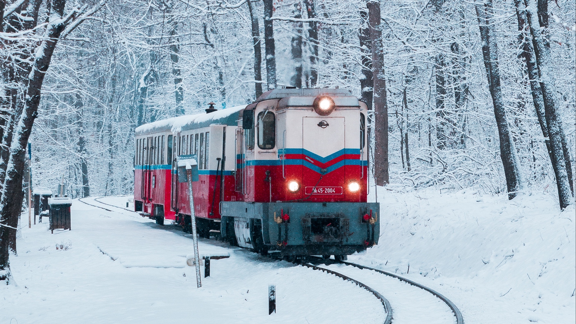 Wallpaper Train, Railway, Snow, Forest - Winter Train - HD Wallpaper 