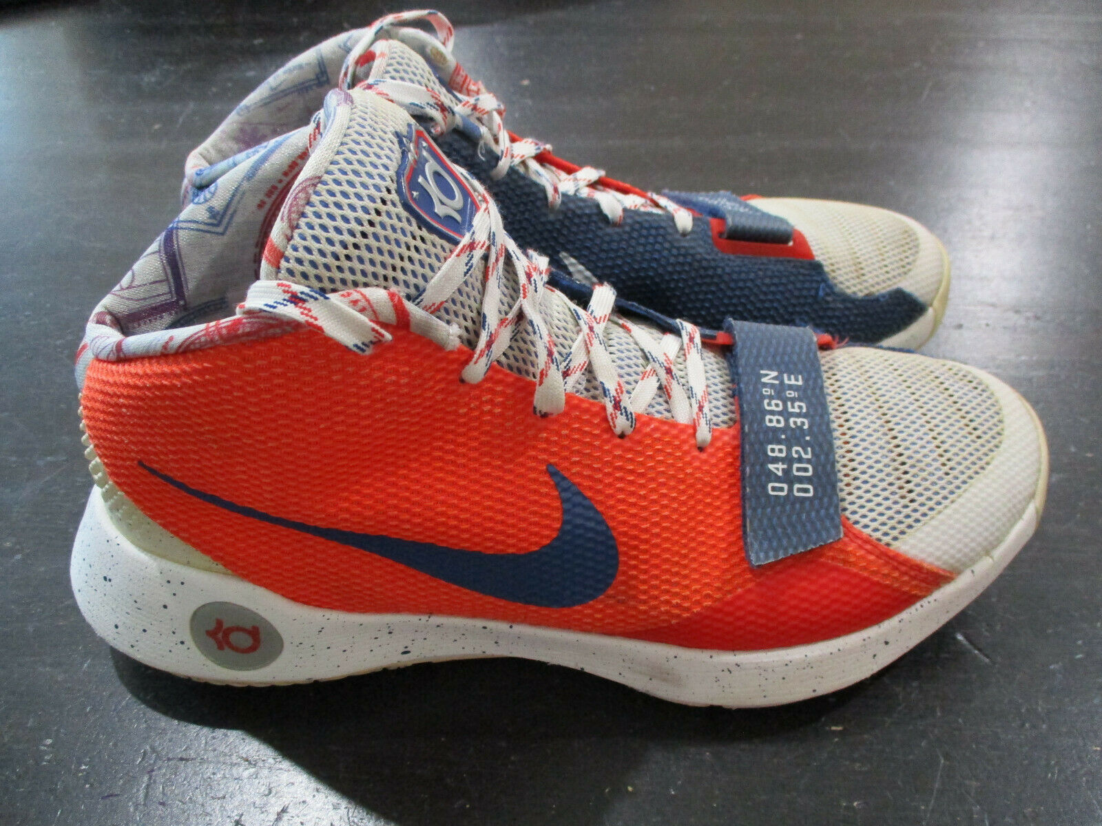 Sneakers - HD Wallpaper 