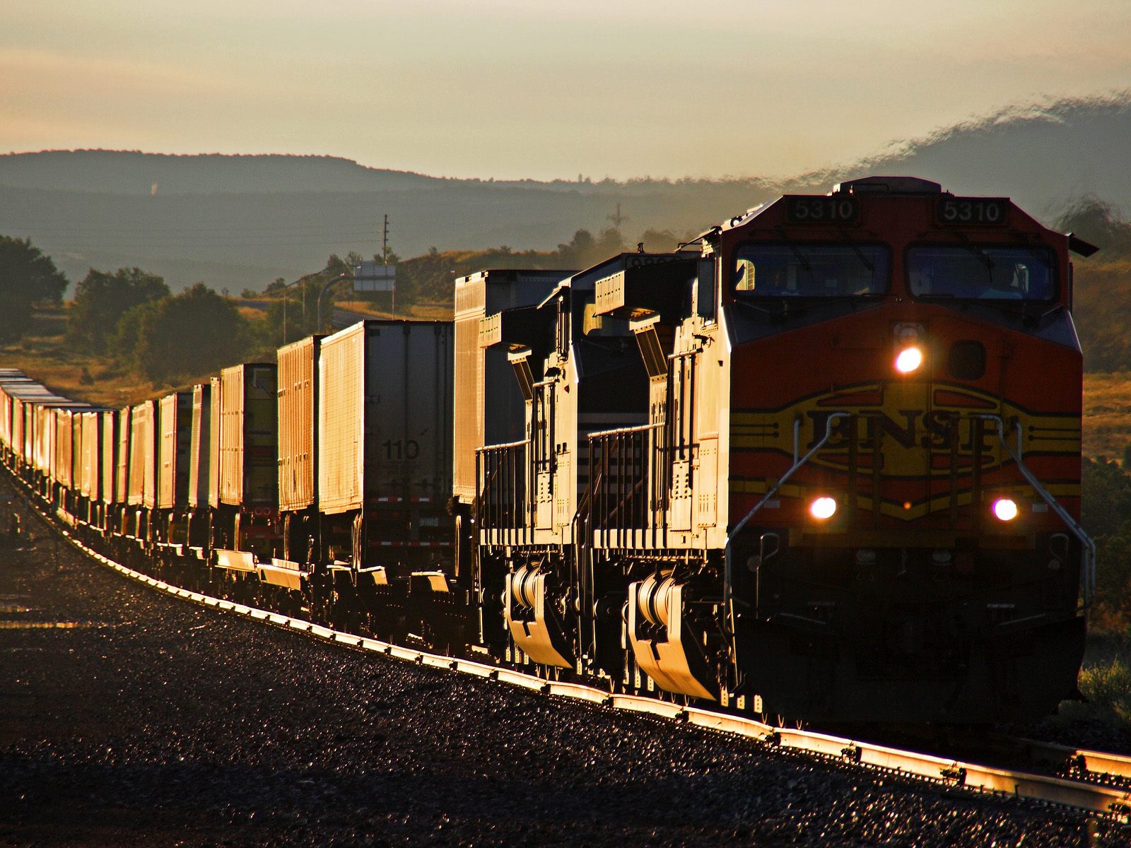 Train Pictures - Freight Logistic - HD Wallpaper 