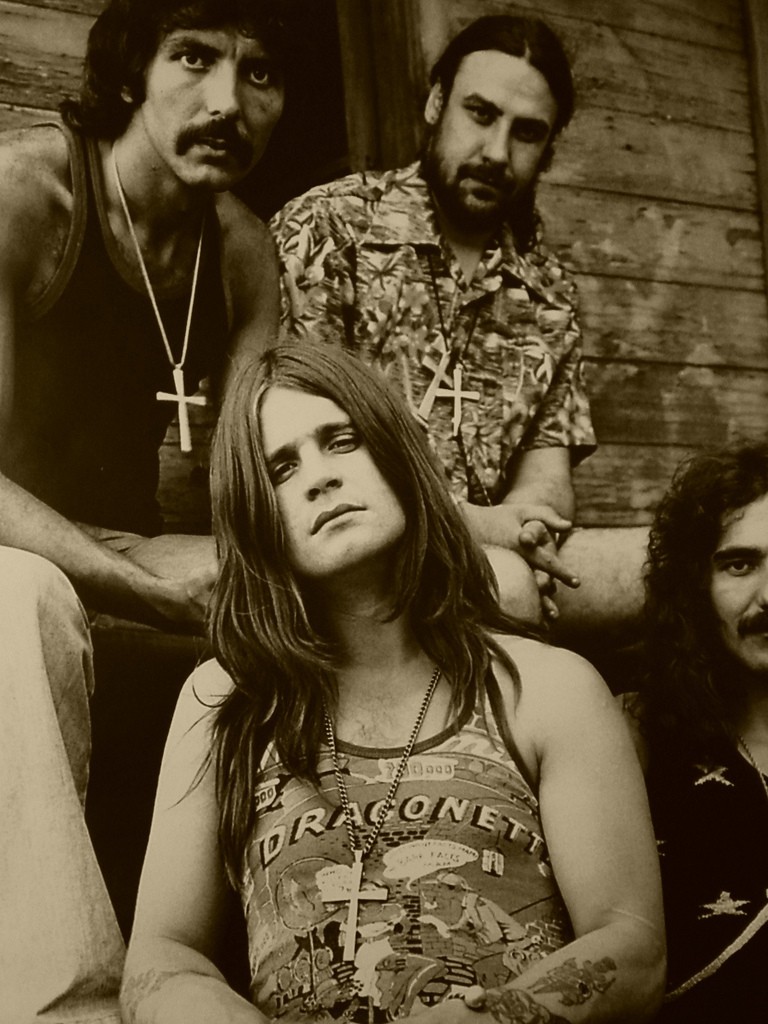 Pic - Black Sabbath Young Ozzy Osbourne - HD Wallpaper 