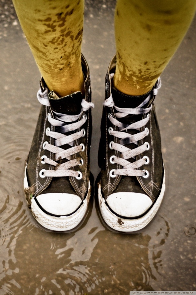 Shoes Or People If They Hurt You They Are Not Your - HD Wallpaper 