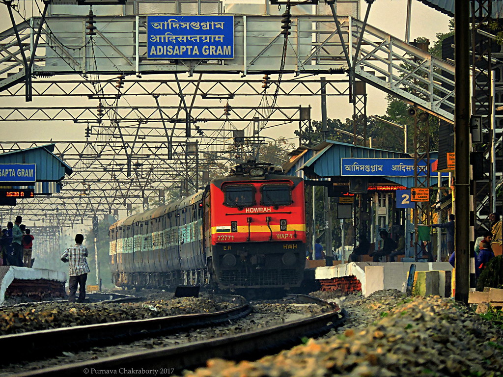 Adi Saptagram Station - HD Wallpaper 