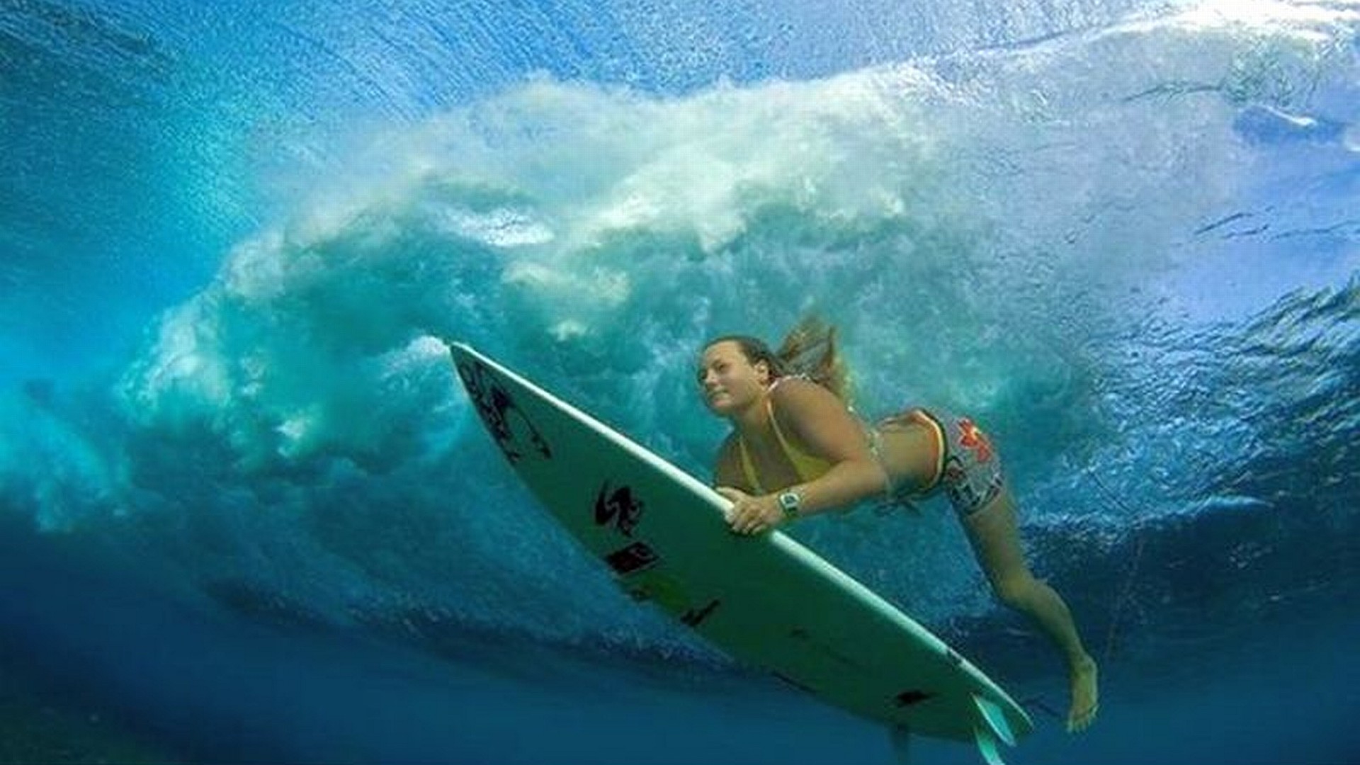 Surfing Hd Wallpaper 1920ã1080 High Resolutions - Surfing Hd - HD Wallpaper 