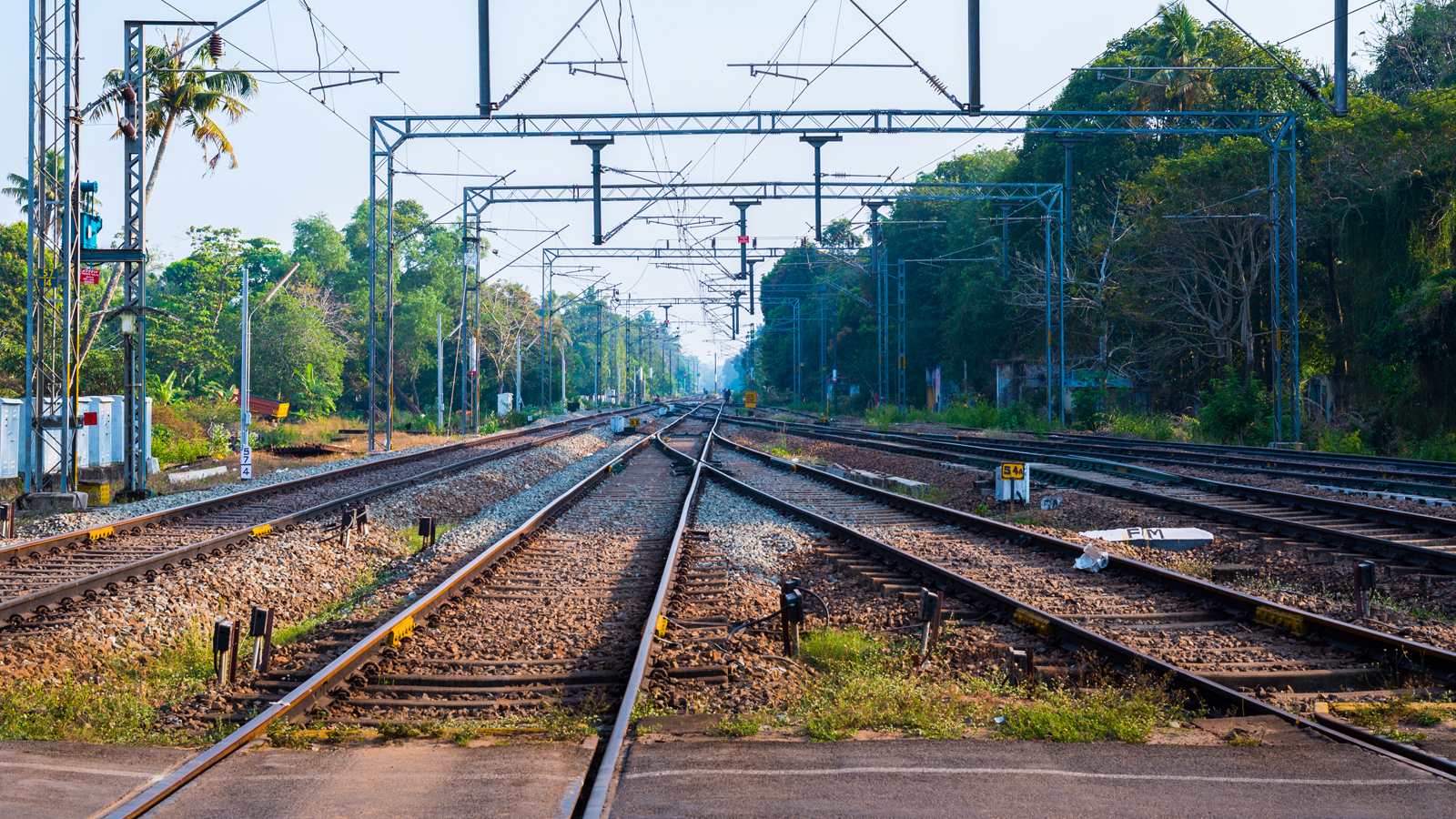 Rail Transport - HD Wallpaper 