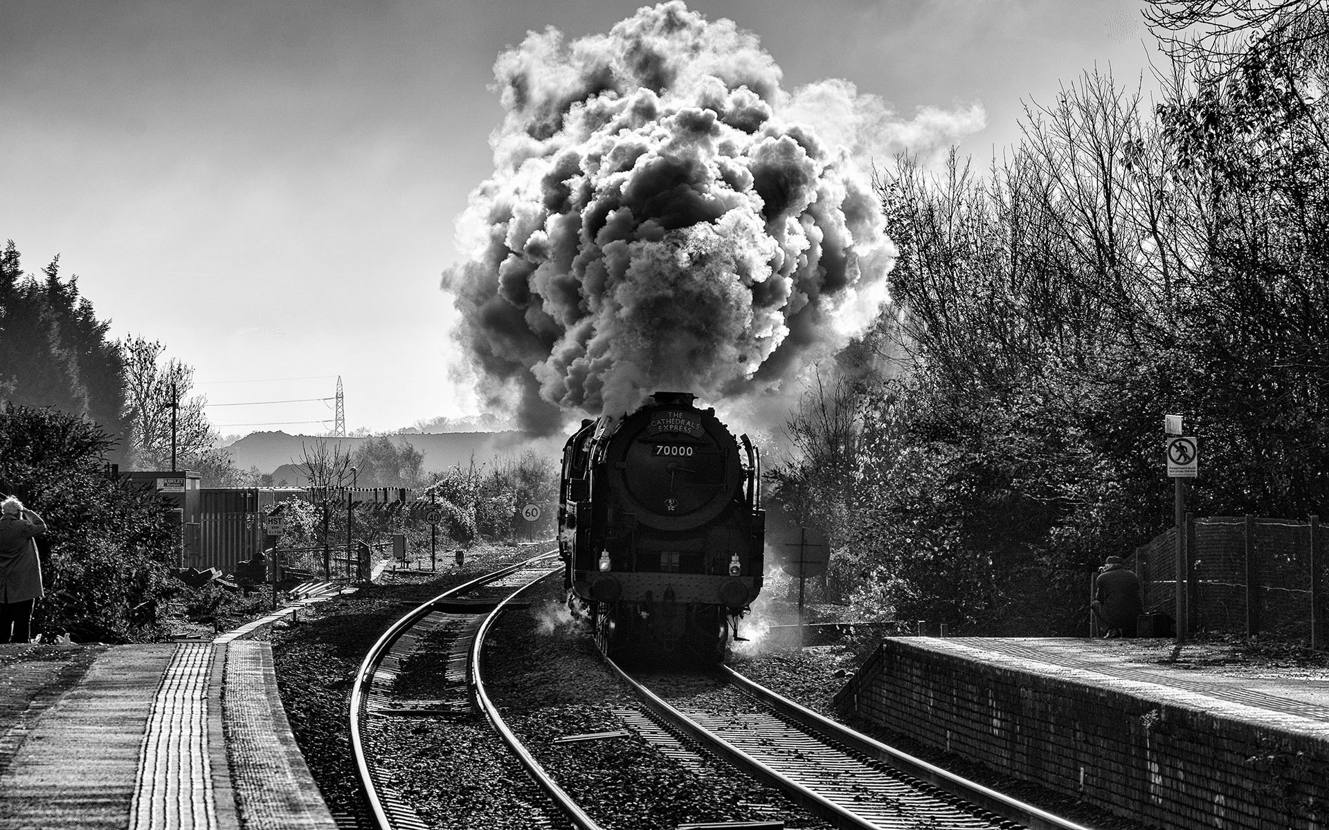 Train Wallpaper Black And White - HD Wallpaper 