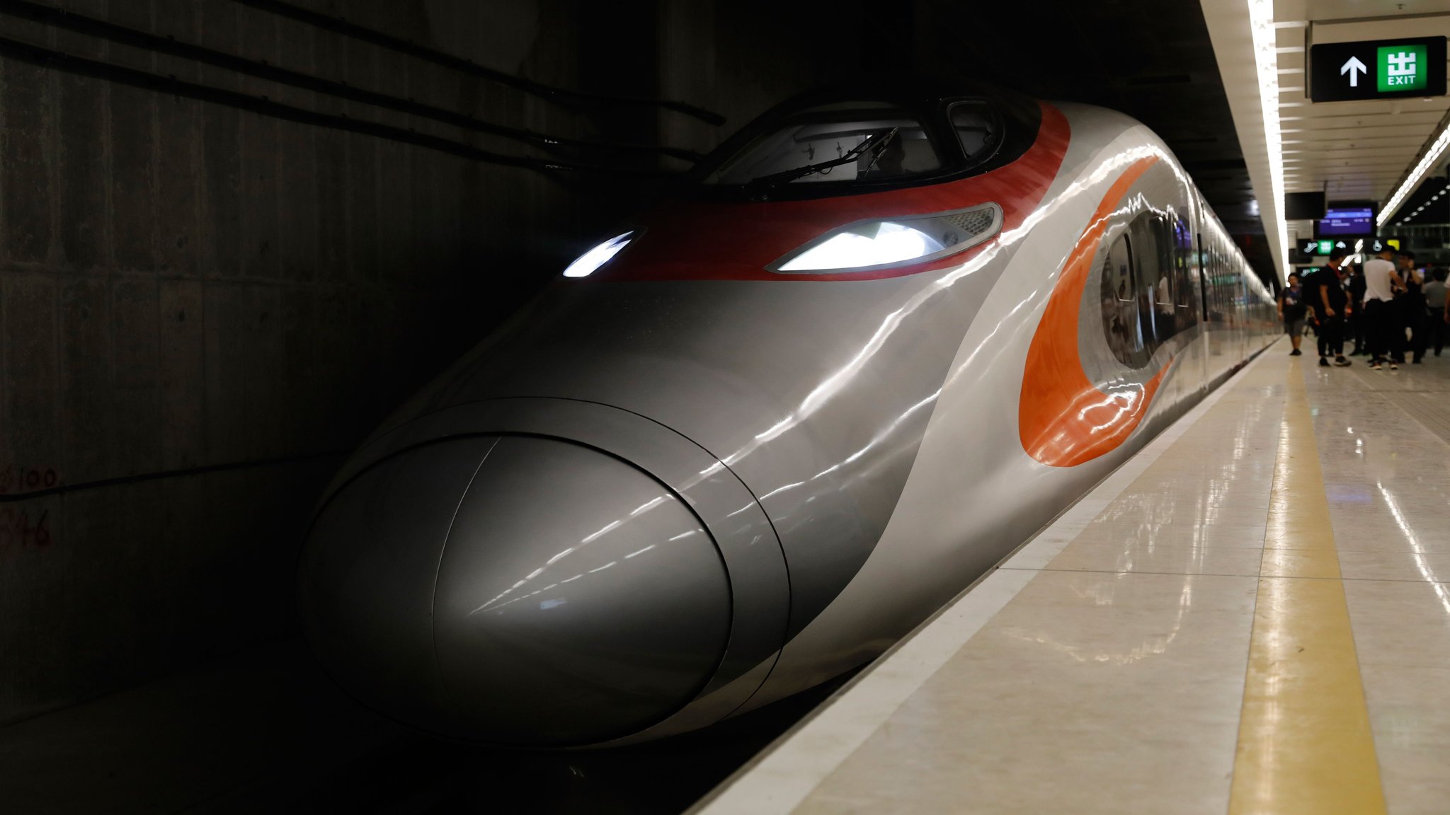 High Speed Rail Hk - HD Wallpaper 