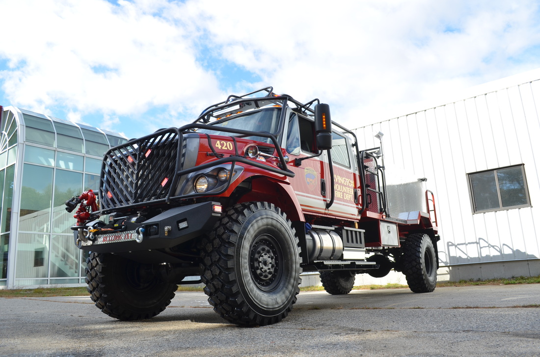 Hawk, Buffalo, Emergency Equipment, Fire Truck Tailgater, - Bulldog Extreme 4x4 Fire Truck - HD Wallpaper 