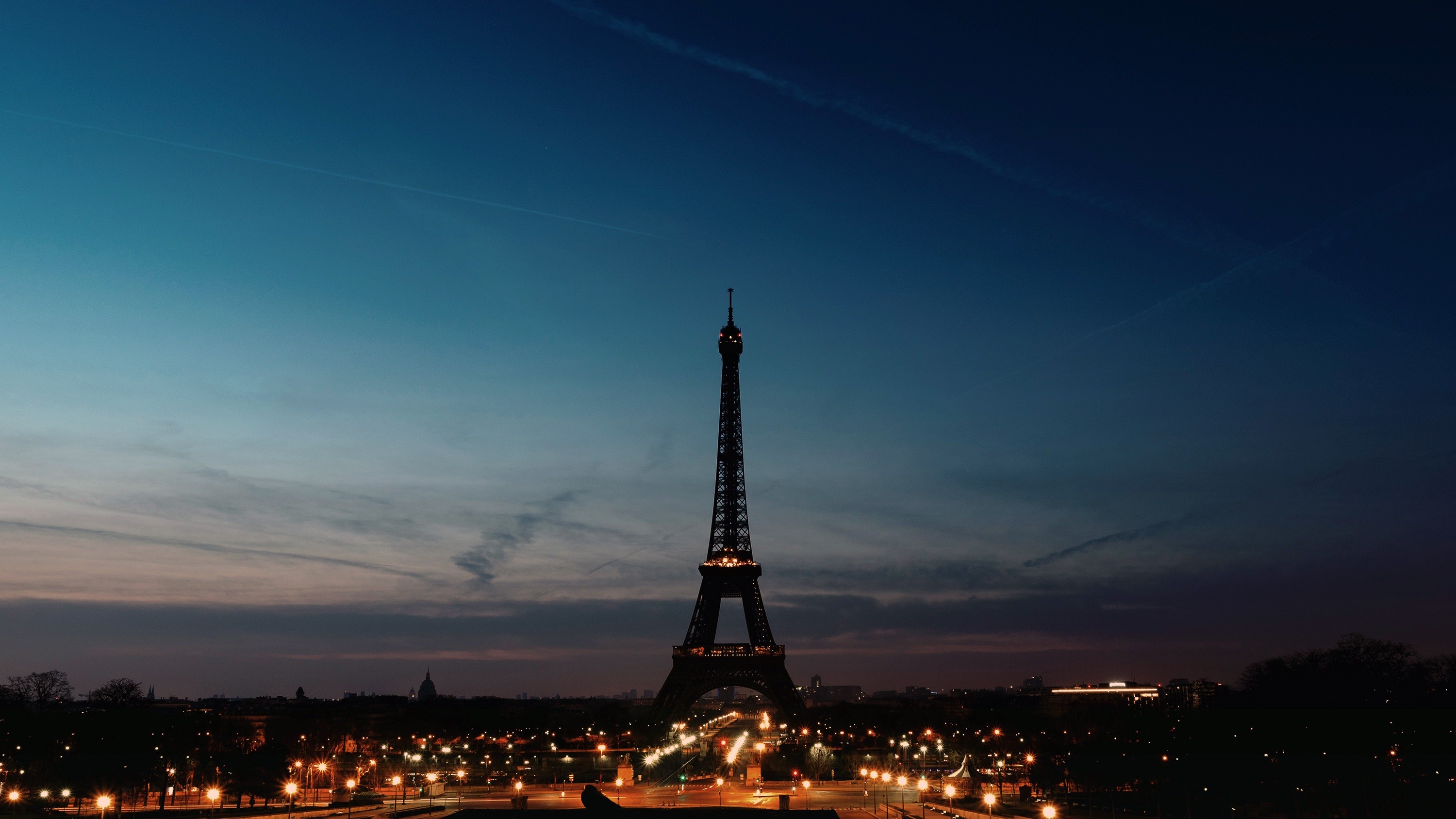 Night Sky Paris Background - HD Wallpaper 