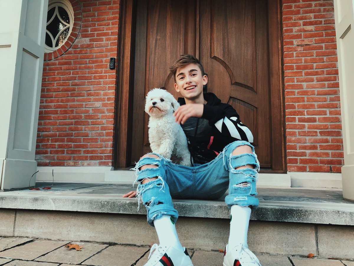 Johnny Orlando Wallpaper - HD Wallpaper 
