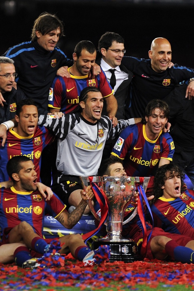 Barca Team Wallpaper For Iphone - HD Wallpaper 