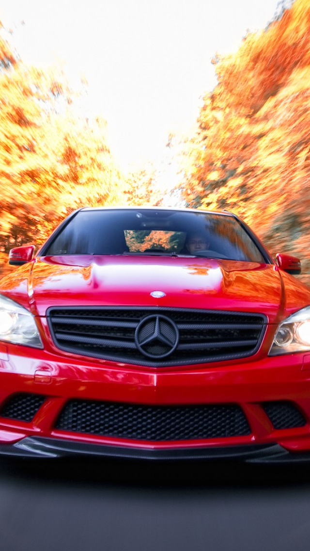 Mercedes Benz C63 Amg Iphone Wallpaper - Mercedes C63 Amg Red - HD Wallpaper 