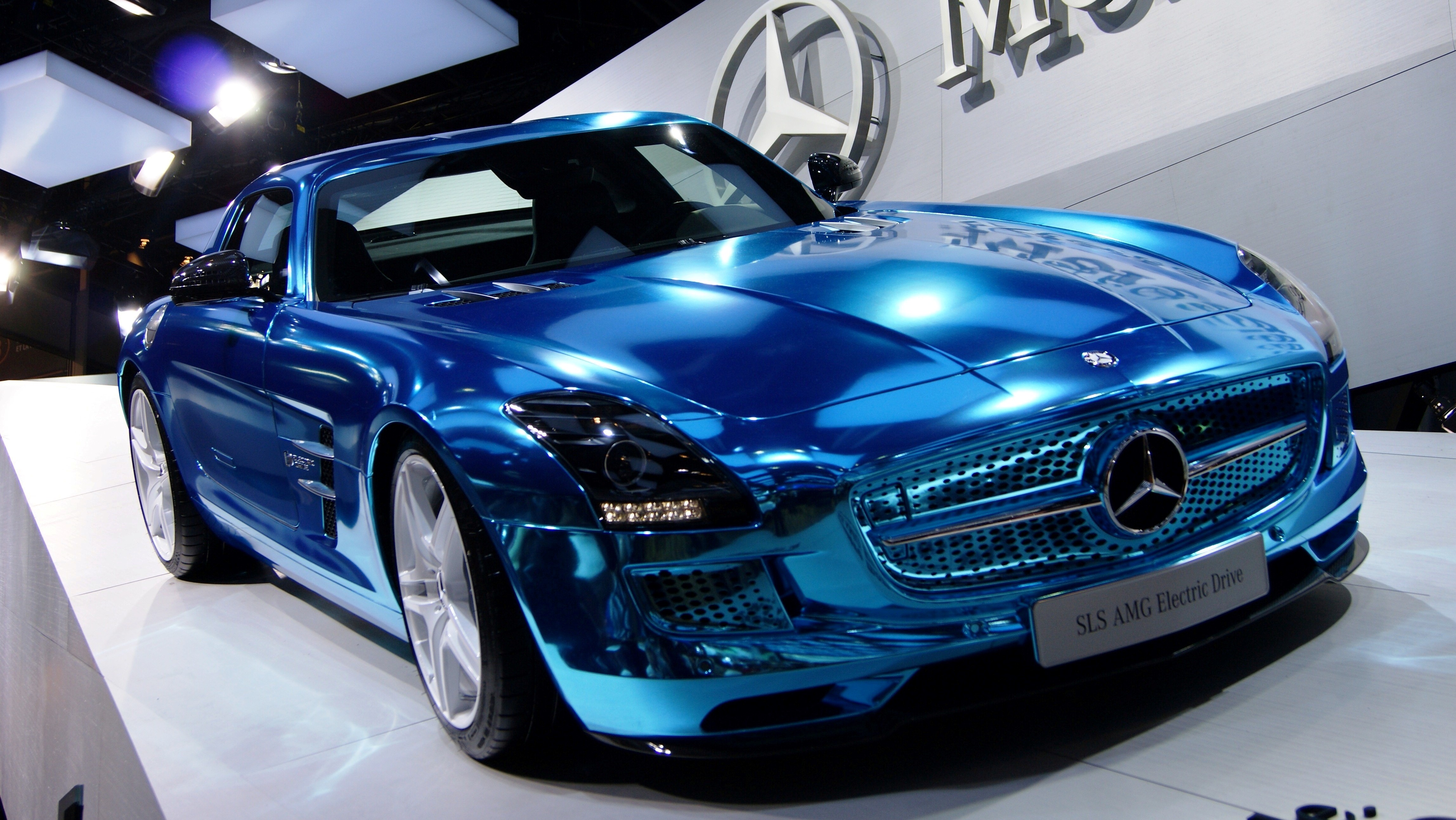 Mercedes Sls L108 Blue Edition Car Wallpapers - Blue Benz Car - HD Wallpaper 