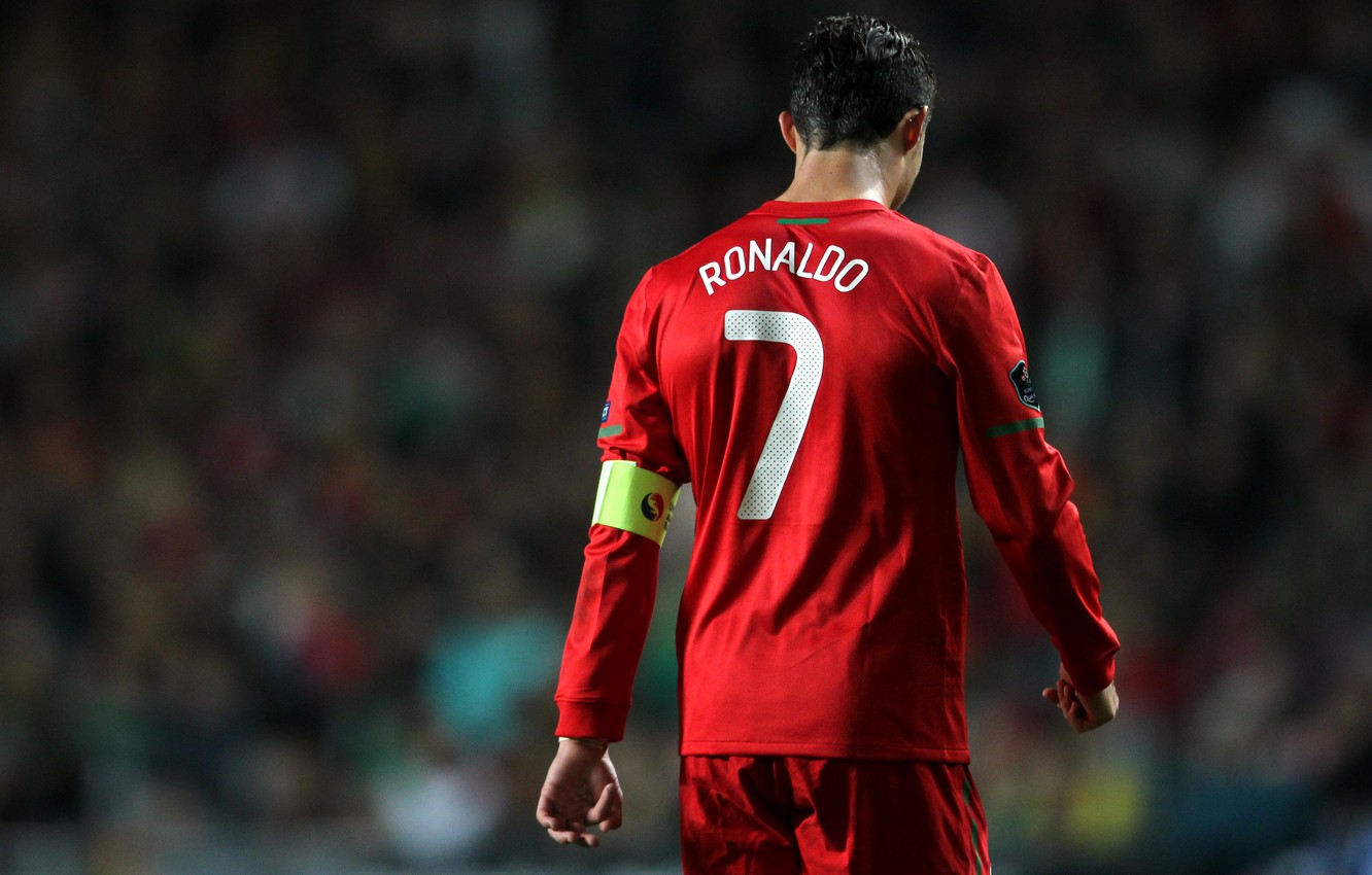 Photo Wallpaper Football, Form, Portugal, Cristiano - Cristiano Ronaldo Wallpaper Back - HD Wallpaper 