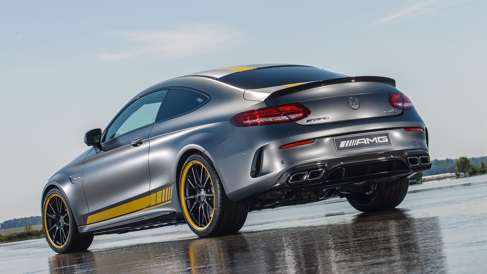 C Class Coupe 63 Amg - HD Wallpaper 