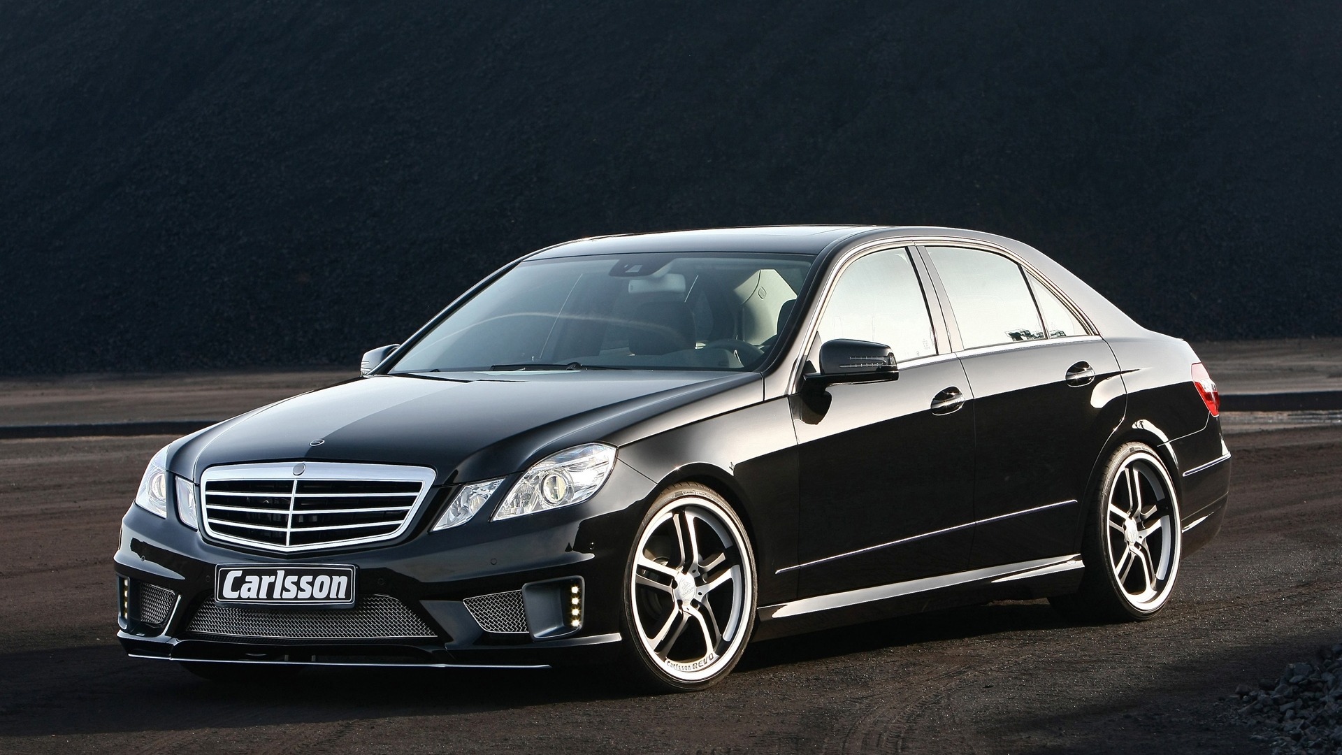 Mercedes Benz Wallpaper - HD Wallpaper 