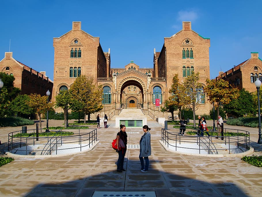 Barcelona, Modernism, Spain, Catalonia, Design, Europe, - Town Square - HD Wallpaper 