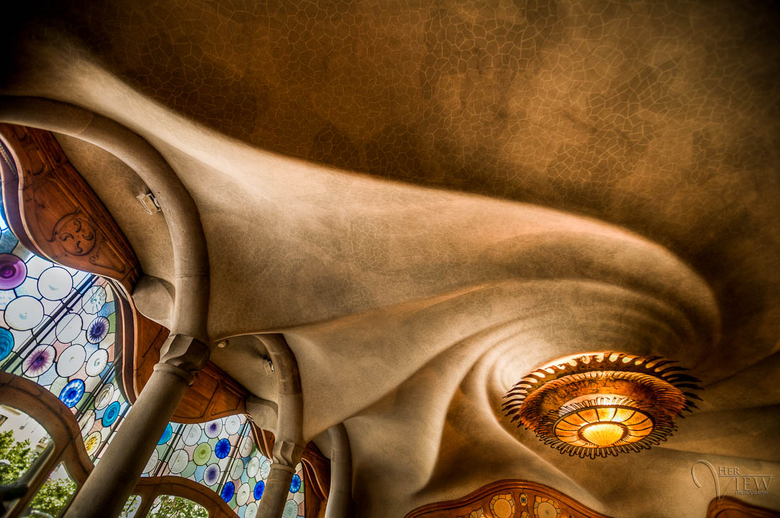 Barcelona Architecture - HD Wallpaper 