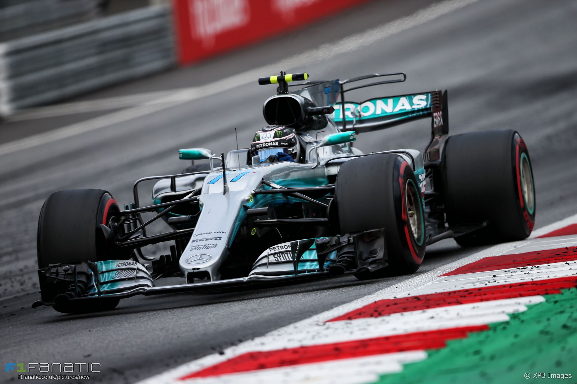 F1 Mercedes Petronas Hd - HD Wallpaper 