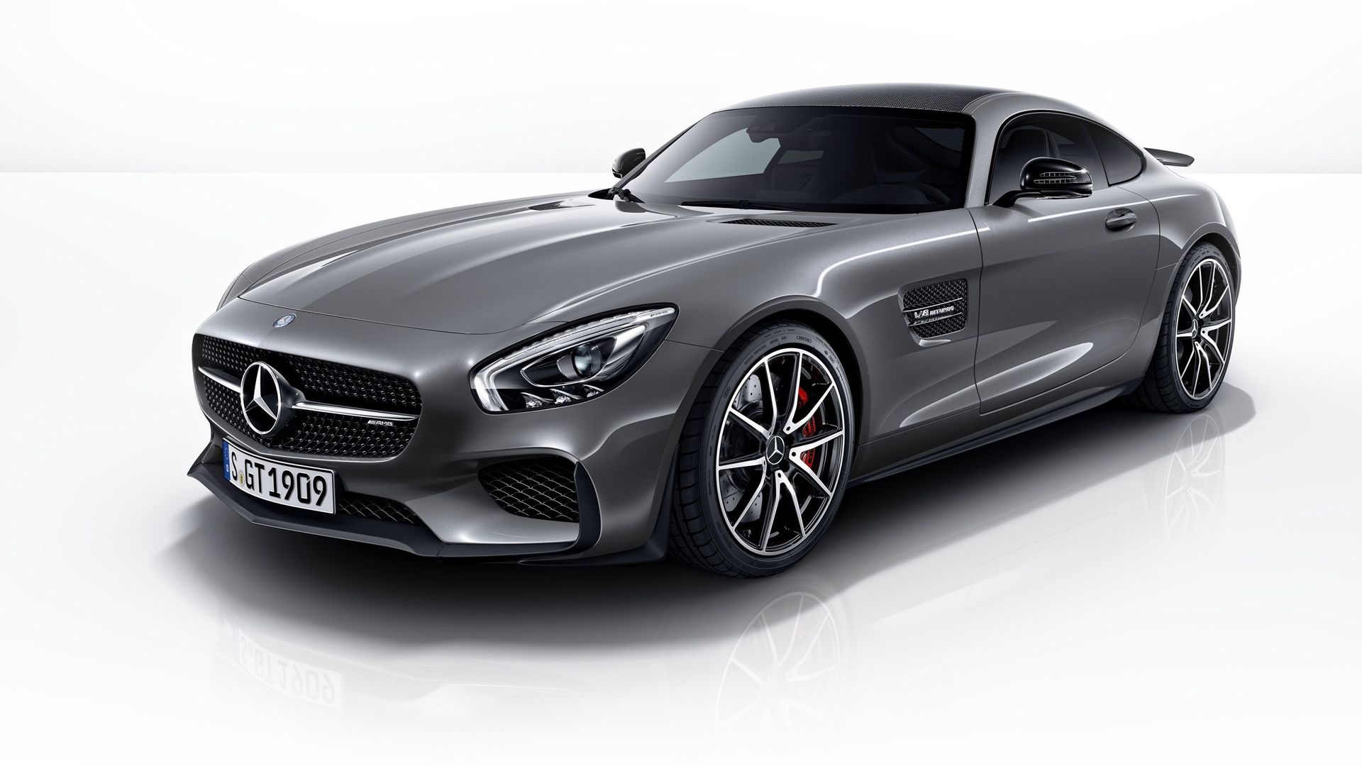 White Background With Mercedes Amg Gt - Mercedes Amg Gt C63 - HD Wallpaper 