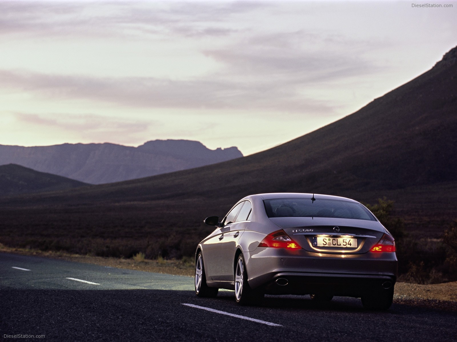 Mercedes Cls Class - Mercedes Cls - HD Wallpaper 