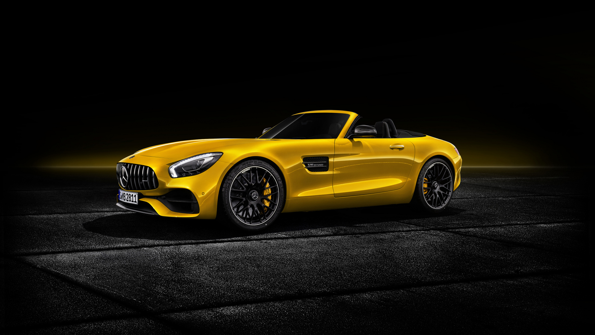 Amg Mercedes Yellow Car - HD Wallpaper 