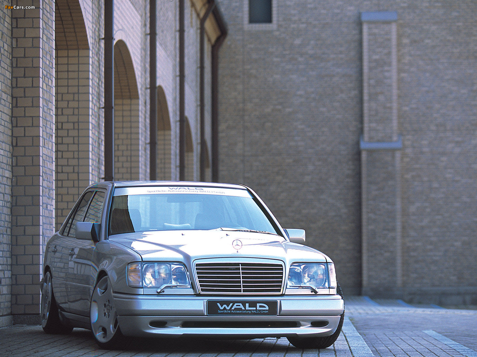 Mercedes Benz W124 1999 1600x1200 Wallpaper Teahub Io