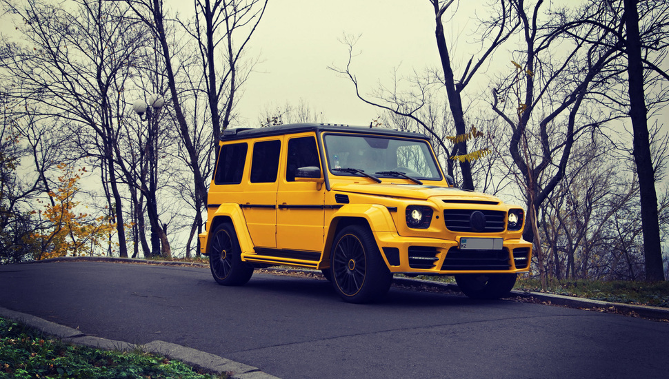 Mercedes, Suv, Brabus, Yellow, Autumn, G63, Mercedes - Mercedes Benz G63 Pictures Download - HD Wallpaper 