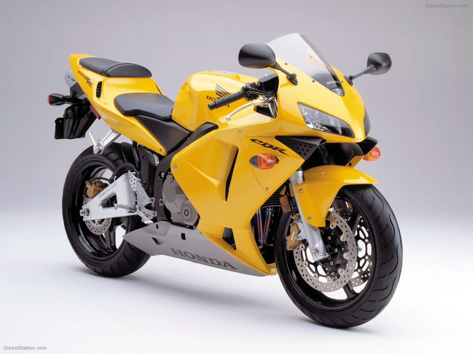Honda Cbr 600 Rr - Manual Honda Cbr 600 Rr 2004 - HD Wallpaper 