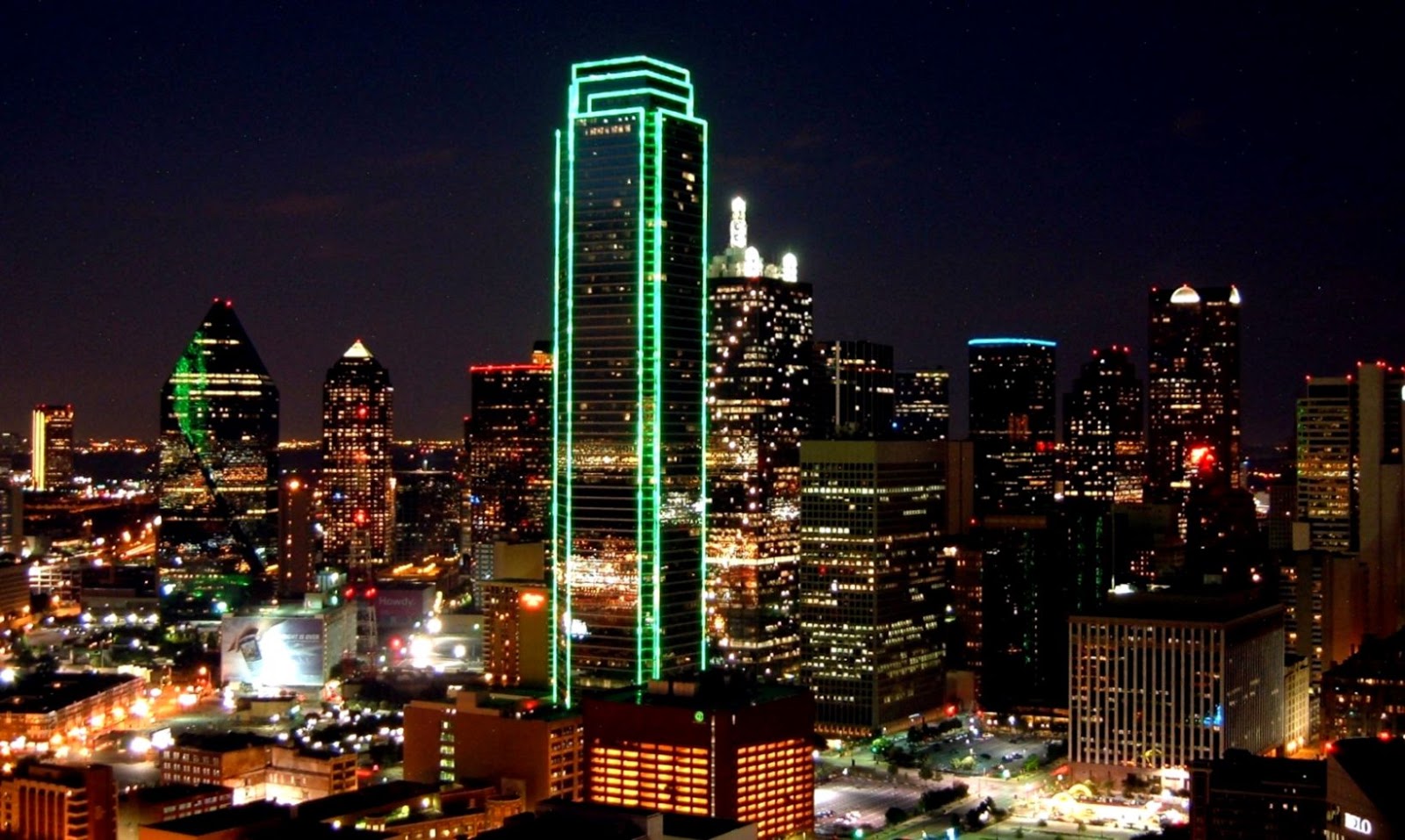 Brilliant Design Dallas Wallpaper Skyline Health And - Reunion Tower - HD Wallpaper 