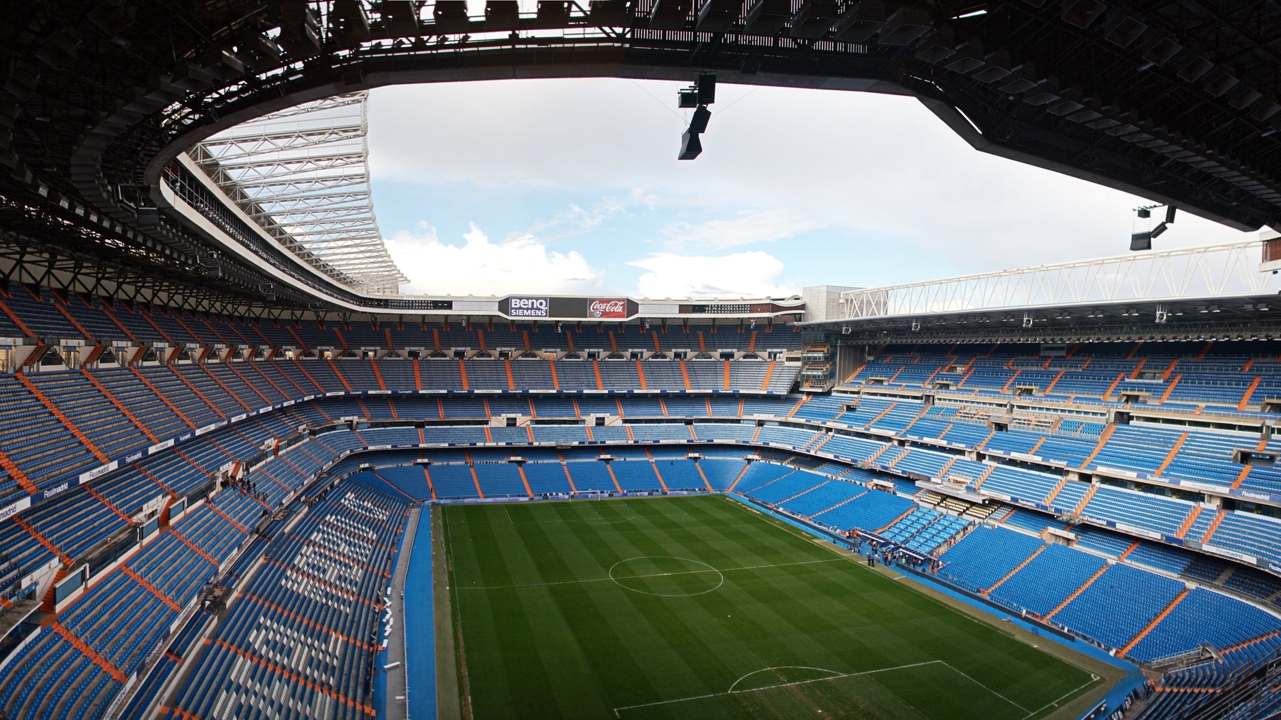Stadion, Football, Santiago Bernabeu, Stadium, Real - Santiago Bernabéu Stadium - HD Wallpaper 