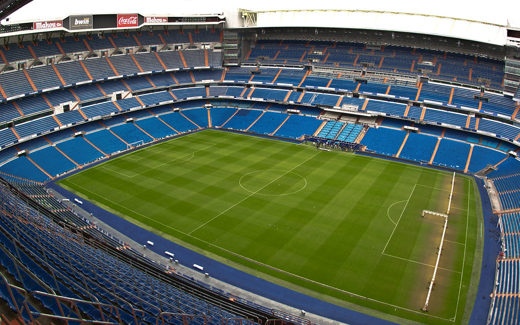 Santiago Bernabéu Stadium - HD Wallpaper 