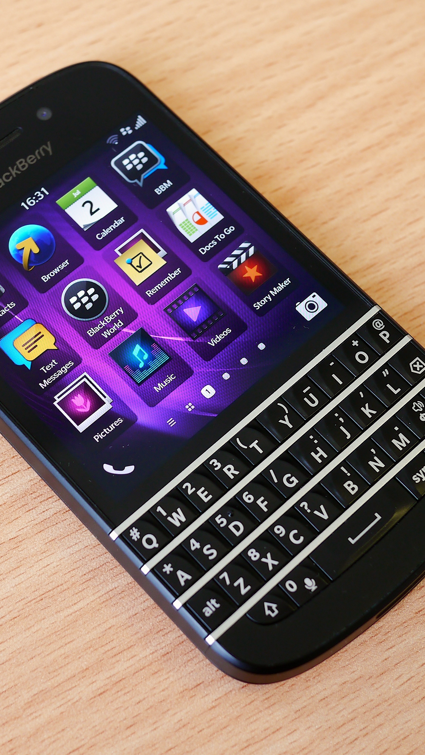 Wallpaper Blackberry, Mobile Phone, Smartphone - Blackberry Phone - HD Wallpaper 