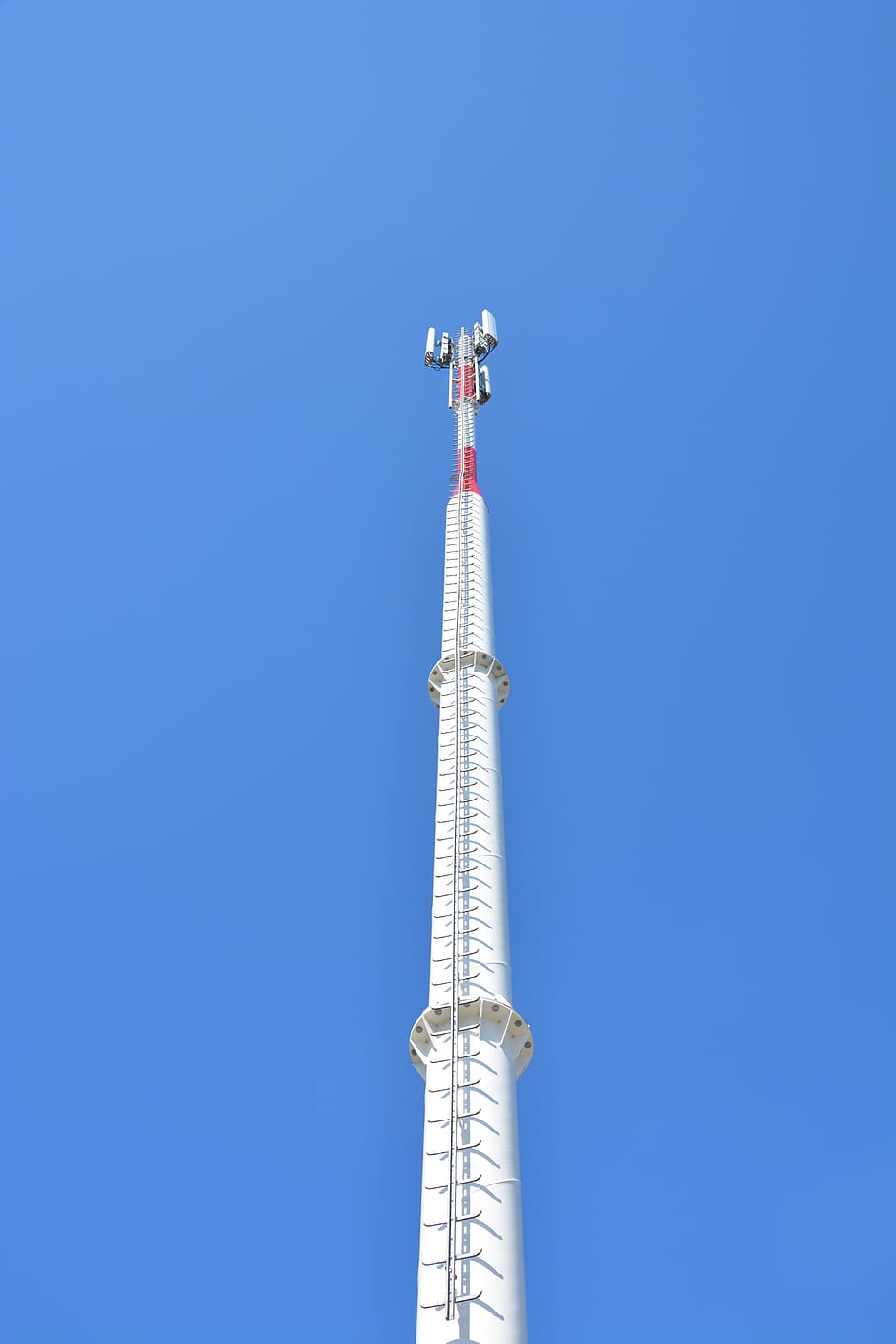 Mobile Phone - HD Wallpaper 