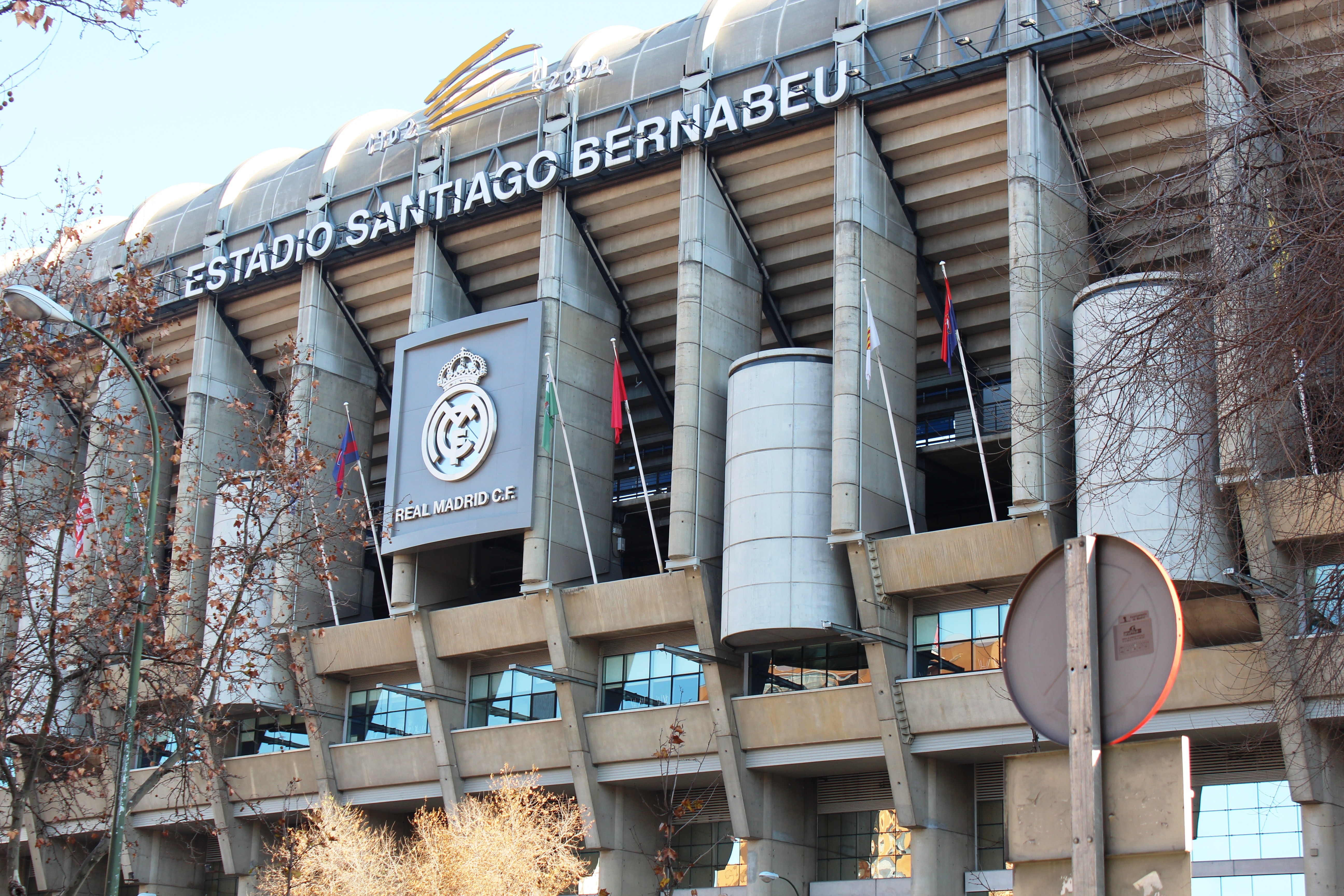 Estadio Santiago Bernabeu Real Madrid Stadium Hd Download - Santiago Bernabéu Stadium - HD Wallpaper 