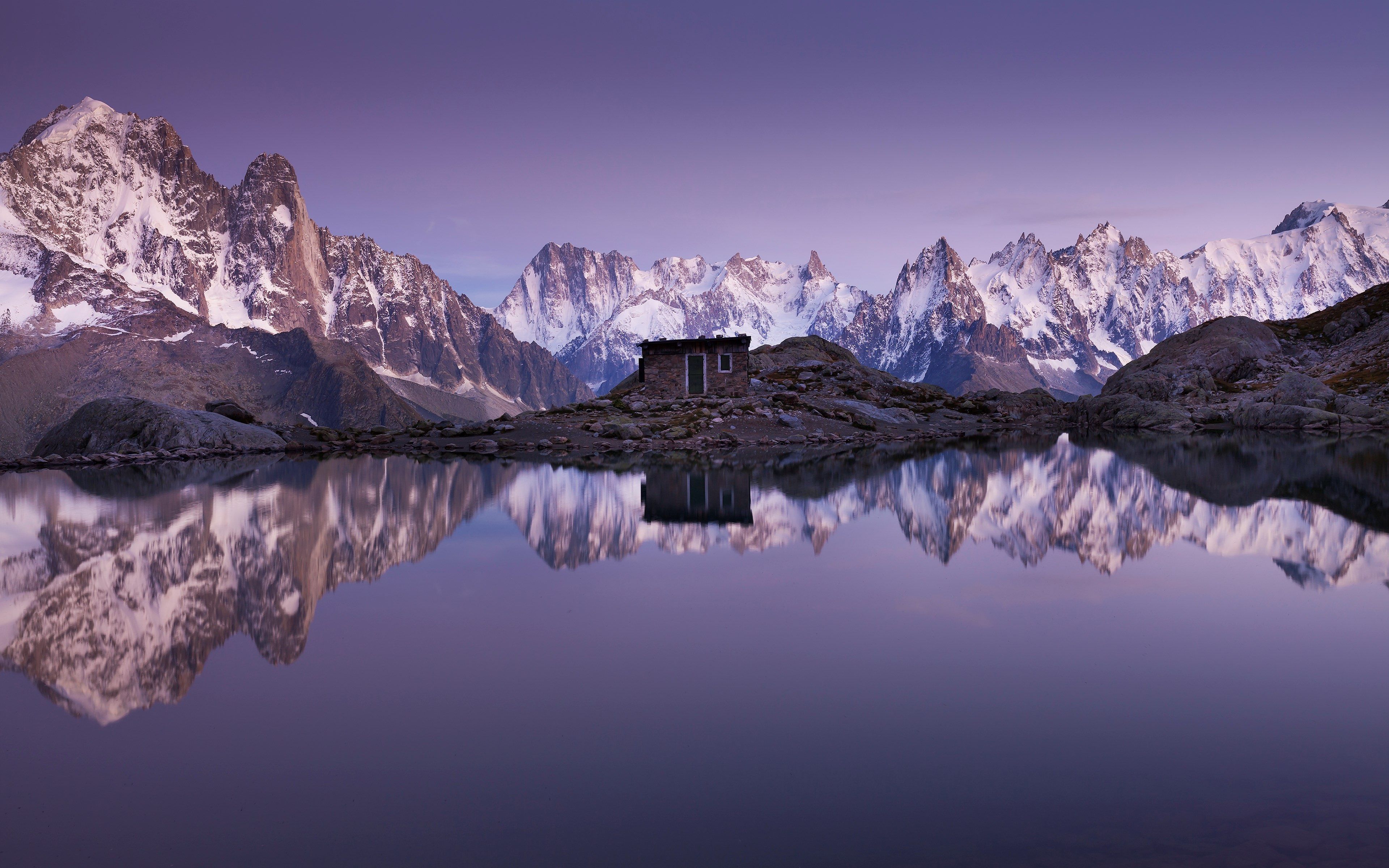 Snowy Mountain And Lake - HD Wallpaper 