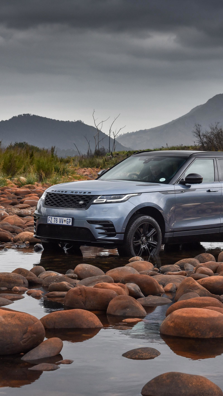 Range Rover Velar R-dynamic D300 Hse, Black Pack, 2017 - Range Rover Velar Off Road - HD Wallpaper 