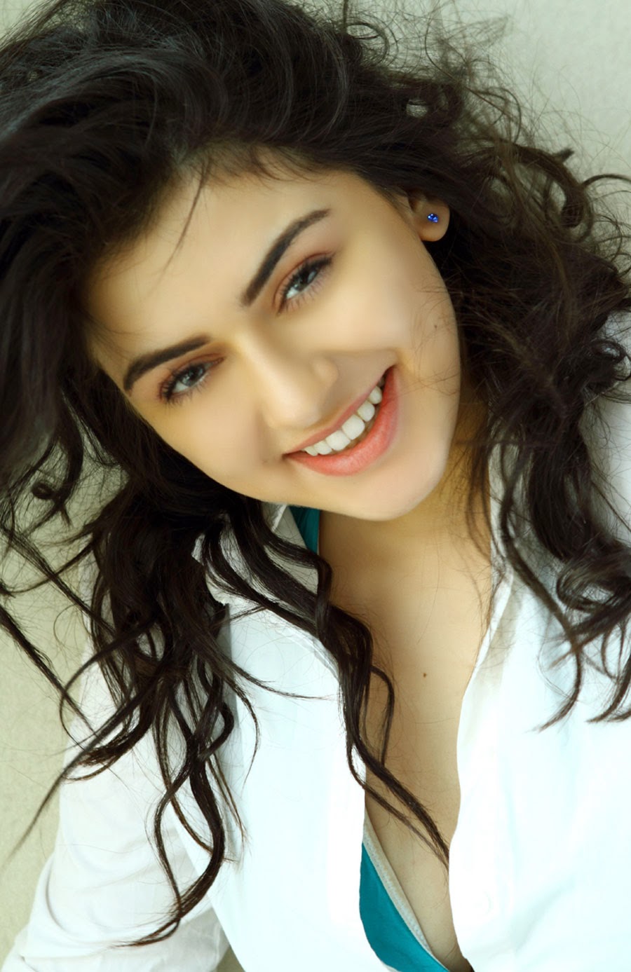 Hansika Motwani Hd Full Photo Gallery - Hansika Motwani - HD Wallpaper 