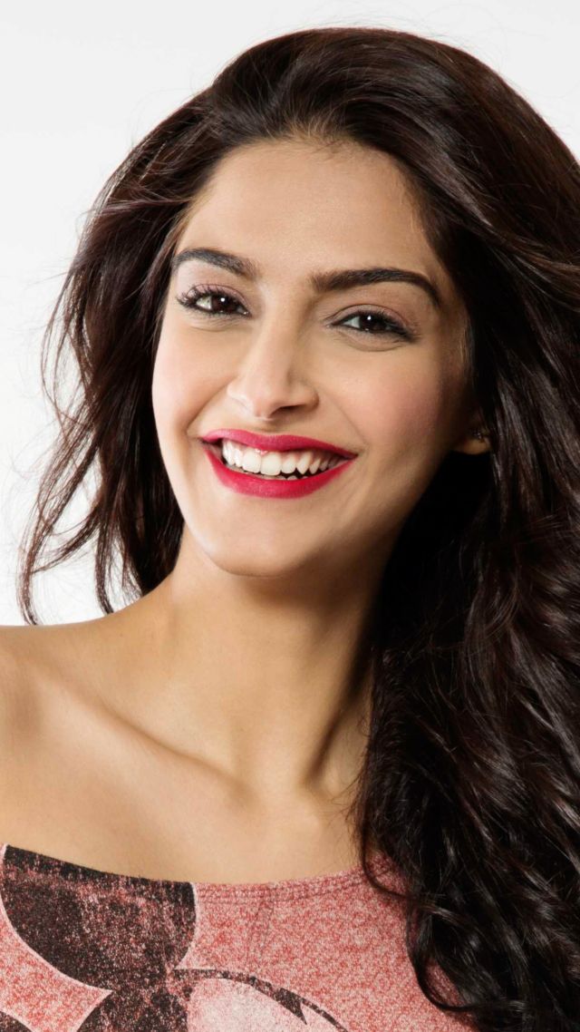 Sonam Kapoor, 4k, Photo, Bollywood - Sonam Kapoor - HD Wallpaper 