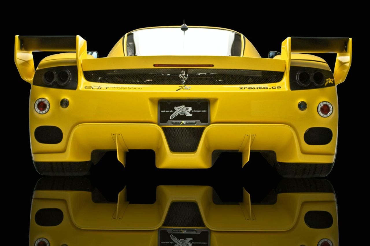 Ferrari Enzo 2010 - HD Wallpaper 