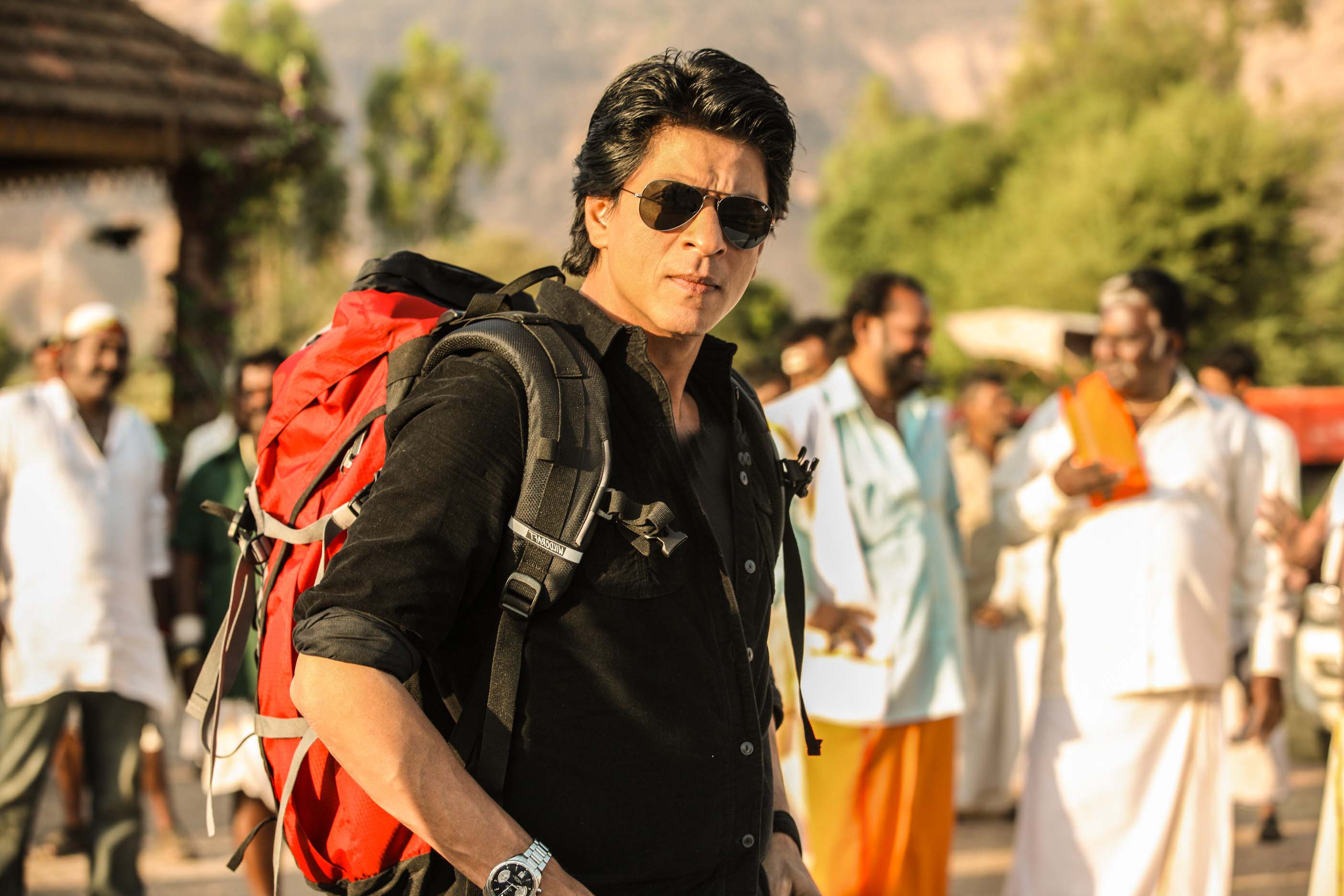 Shahrukh Khan Movies - Shahrukh Khan Chennai Express Movie - HD Wallpaper 