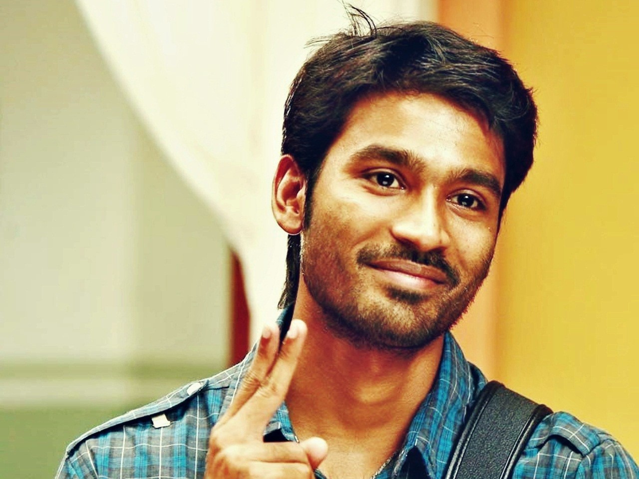 Dhanush Images - Hrithik Roshan Sara Ali Khan Dhanush - 1280x960 Wallpaper Dhanush Images - Hrithik Roshan Sara Ali Khan Dhanush - 1280x960 Wallpaper