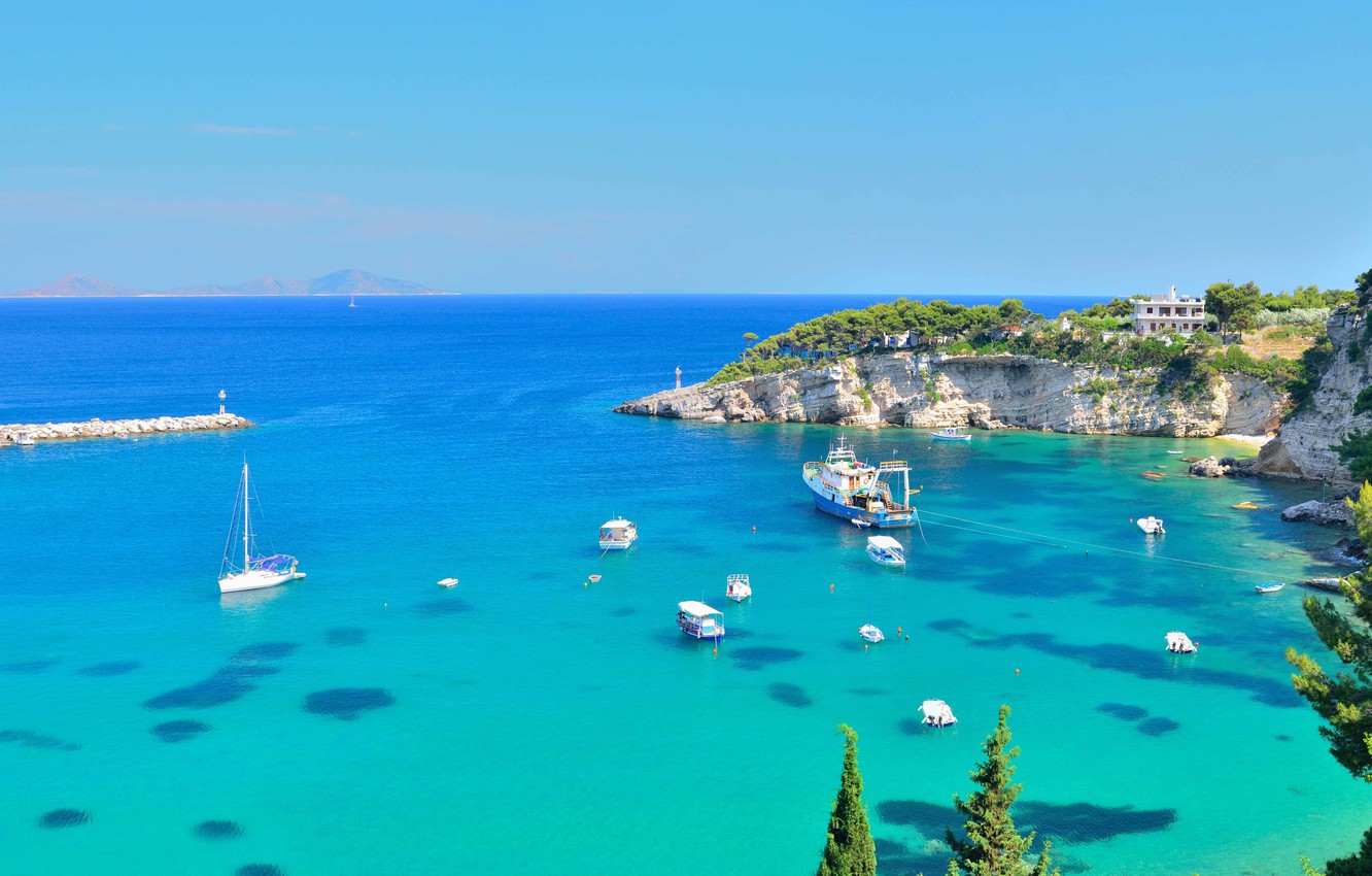 Photo Wallpaper Coast, Bay, Boats, The Mediterranean - Alonissos Island - HD Wallpaper 