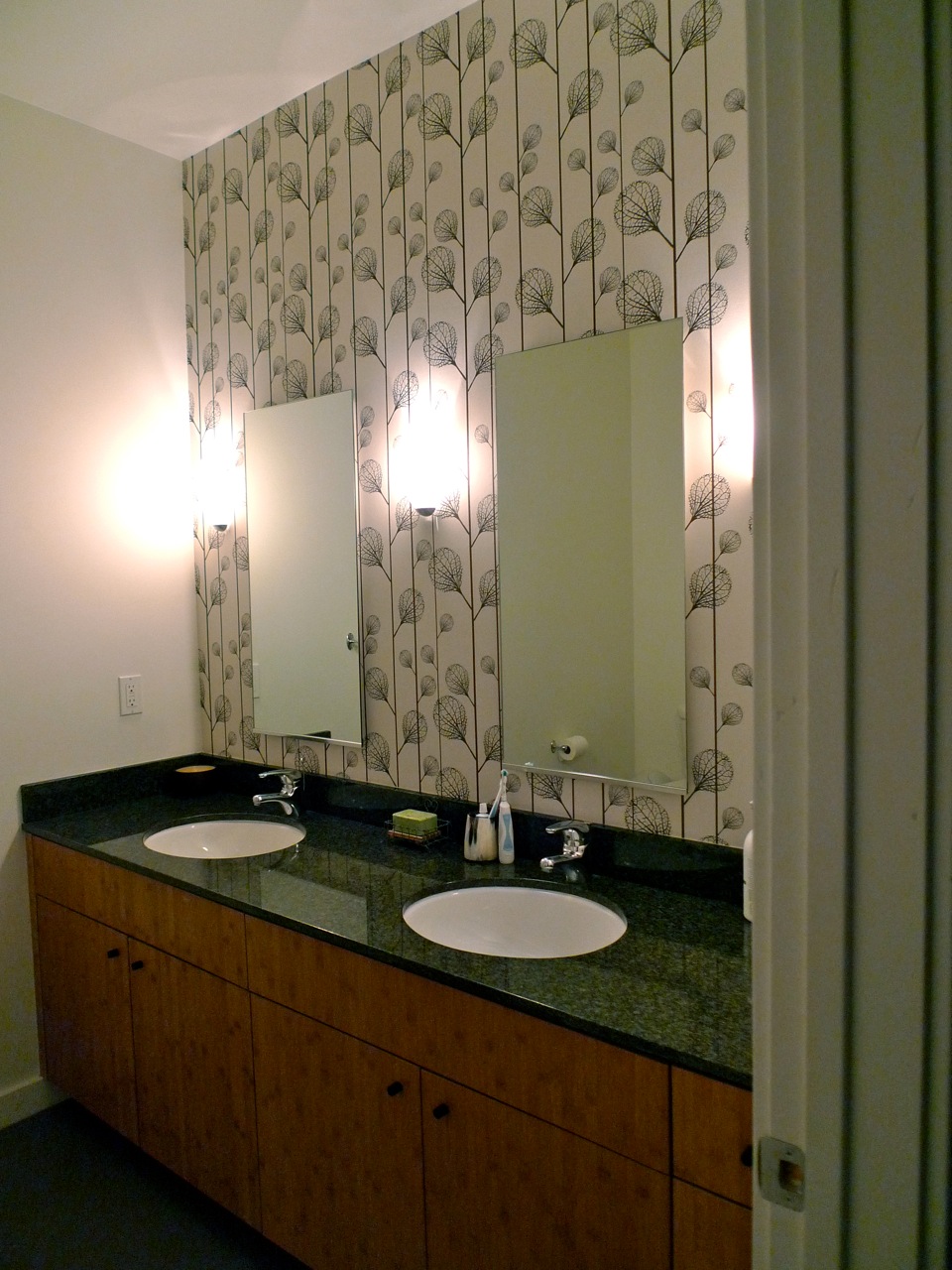 Bathroom - HD Wallpaper 