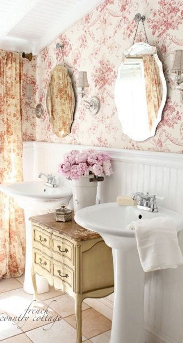 French Country Vintage Bathroom - HD Wallpaper 