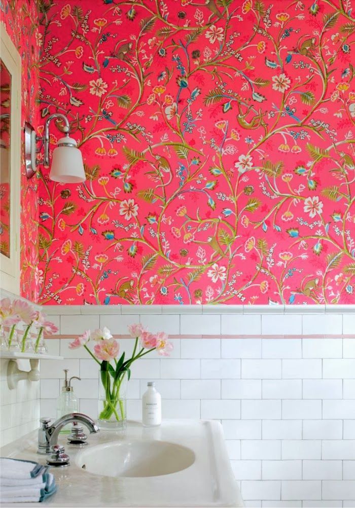 Bright Wallpaper Bathroom - HD Wallpaper 