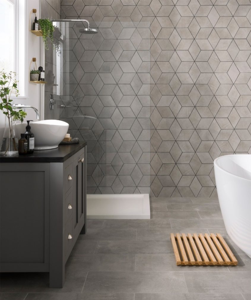 Rhomba Tekno Grey Tile Bathroom Ideas For Small Bathrooms - Bathroom - HD Wallpaper 